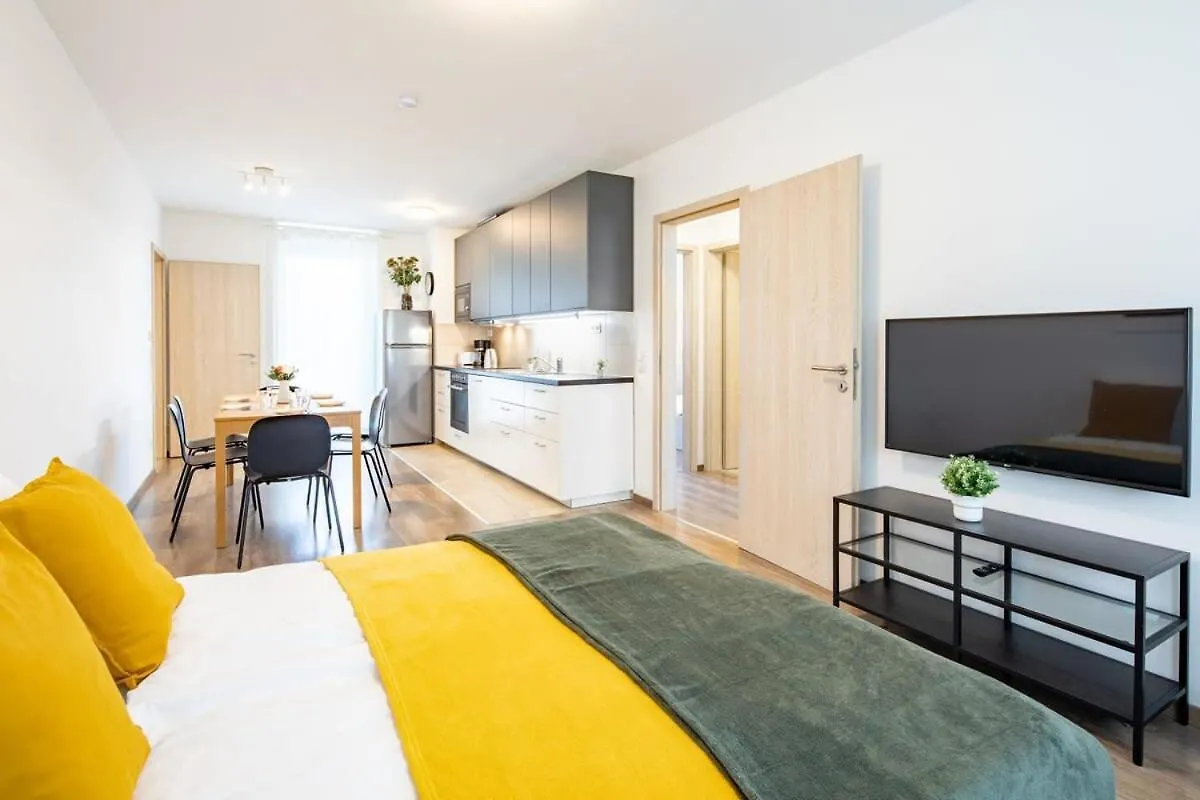 Central - Green Terrace - Modern Budapest 0*,